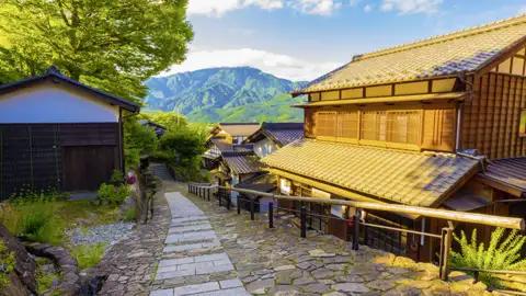 Ein Höhepunkt dieser Studienreise durch Japan ist die Wanderung auf der historischen Postroute Nakasendo.