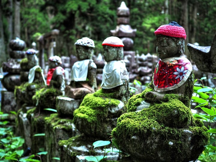 Steinskulpturen, Koya-san, Japan