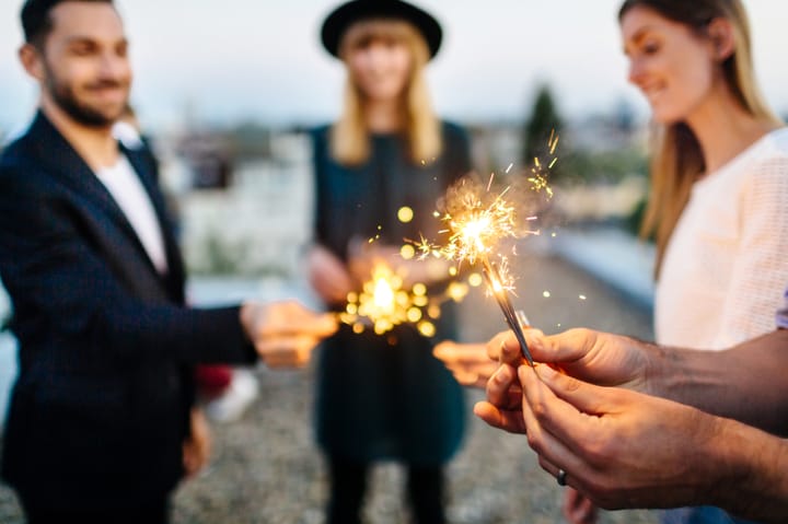 Eine gemütliche Silvesterfeier mit netten Menschen